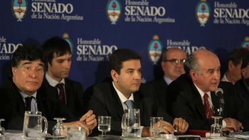 a puertas cerradas, ya se evalua la reforma del sistema de inteligencia a puertas cerradas, ya se evalua la reforma del sistema de inteligencia