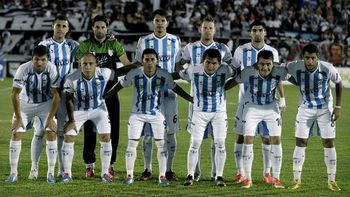 Atlético Tucumán tiene el sexto cupo para la Copa Libertadores 2017. Atlético Tucumán tiene el sexto cupo para la Copa Libertadores 2017.