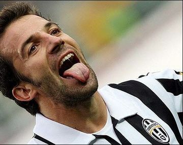 Elegir entre Messi y Maradona es como elegir entre los padres