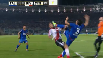 los tapones en la cara: mira la durisima patada que sufrio jonathan maidana los tapones en la cara: mira la durisima patada que sufrio jonathan maidana