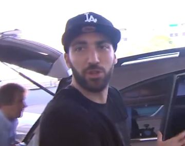 Higuaín y su cara de pocos amigos al llegar a Ezeiza