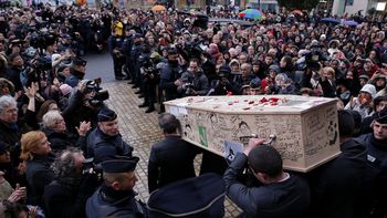 francia le respondio al papa: existe el derecho a reirse de las religiones francia le respondio al papa: existe el derecho a reirse de las religiones