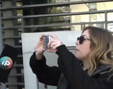 Lilia Lemoine tuvo un ataque de nervios en la puerta de la escuela donde votaba