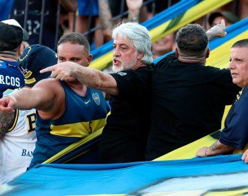 Prohíben entrar a las canchas a Rafa Di Zeo y otros 57 barras por tiempo indeterminado