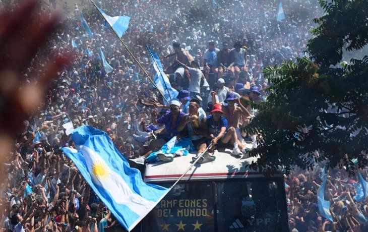 Proponen crear el Día Nacional del Hincha Argentino