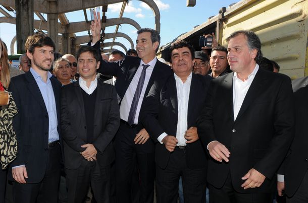 Randazzo se mostró con Kicillof y resaltó que es un compañero de equipo