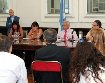 El FpV minimizó el quiebre y dijo que no los debilita