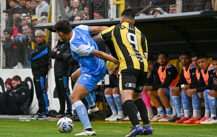 Deportivo Madryn se impone 1-0 ante Estudiantes (RC) y se ilusiona con el segundo ascenso