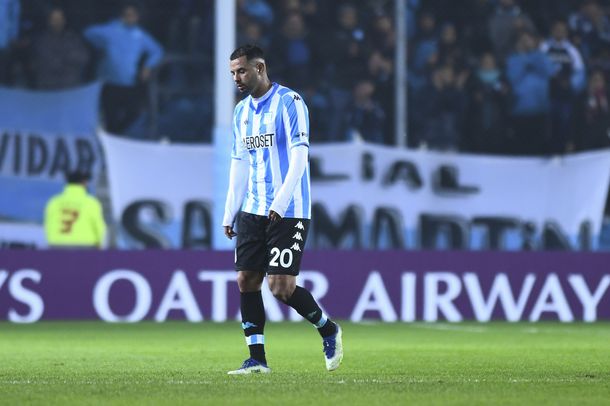 ¿Se aleja de Racing? El fuerte posteo de Cardona