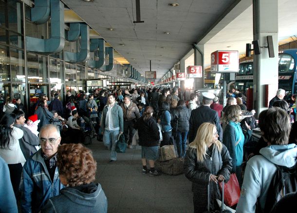 Vacaciones de invierno en crisis: 13% menos de gasto que en 2018