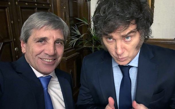 Luis Caputo y Javier Milei. Luis Caputo y Javier Milei.