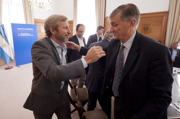 Frigerio se reunió con dirigentes políticos por la reforma electoral