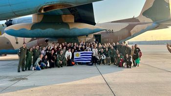 El Hércules ya llegó a Tel Aviv para repatriar ciudadanos uruguayos de Israel. El Hércules ya llegó a Tel Aviv para repatriar ciudadanos uruguayos de Israel.