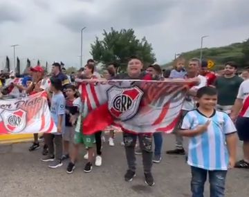 Locura por River en Colombia a la espera del debut en Copa Libertadores