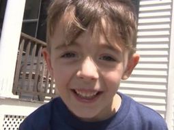 llamo al 911 para denunciar que su papa habia pasado un semaforo en rojo llamo al 911 para denunciar que su papa habia pasado un semaforo en rojo