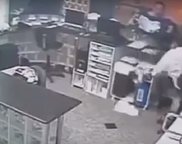 Sus rápidos reflejos salvaron a un bebé