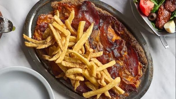 Suaves por dentro y crujiente por fuera: estos son los dos bodegones que ofrecen las mejores papas fritas de la ciudad. 