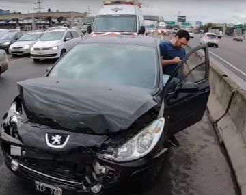 Caos en Panamericana por un choque múltiple: 12 vehículos involucrados