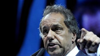 scioli critico al gobierno por no atacar las causas profundas del desempleo scioli critico al gobierno por no atacar las causas profundas del desempleo