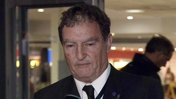 Martín Hughes, es el piloto que decidió desviar el vuelo Martín Hughes, es el piloto que decidió desviar el vuelo