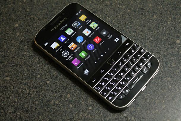 BlackBerry se despide de su emblemático teclado