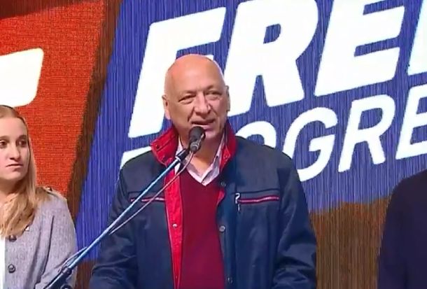 En una elección reñida, Bonfatti dio a entender su derrota