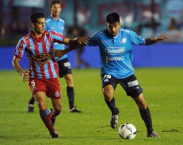 Arsenal empató y no pudo alcanzar la punta