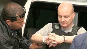 deportan a un frances acusado de querer matar a chavez deportan a un frances acusado de querer matar a chavez