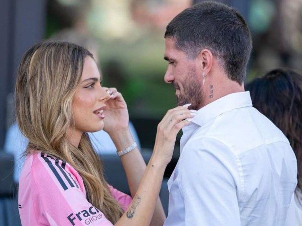 Tini Stoessel y Rodrigo de Paul.