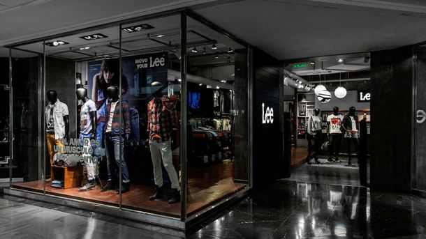Cierran los últimos locales de Wrangler y Lee en el país y echan a todo su personal