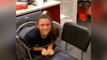 quiso hacer un video de tik tok y tuvo que ser rescatada por los bomberos quiso hacer un video de tik tok y tuvo que ser rescatada por los bomberos