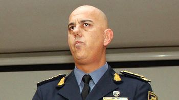 investigan al nuevo jefe de policia por tener una mansion