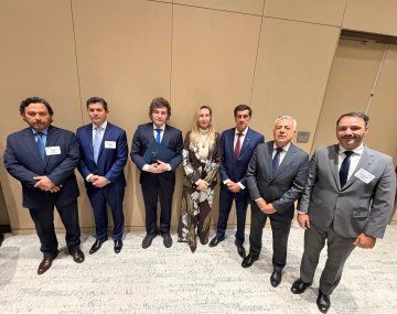 Quiénes son los gobernadores que viajaron a EEUU para respaldar a Milei