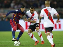 El brasileño la pisa ante la marca de Gabriel Mercado en la final del Mundial de Clubes El brasileño la pisa ante la marca de Gabriel Mercado en la final del Mundial de Clubes