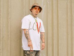 Murió Costa Titch mientras rapeaba en un festival