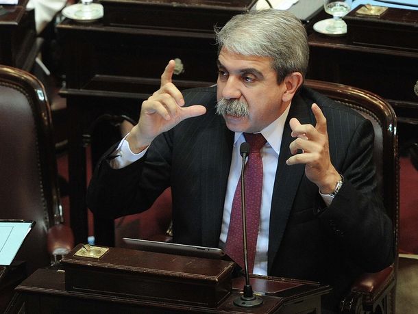 Fuerte crítica de la UOM por la comparación de Moyano con Vandor