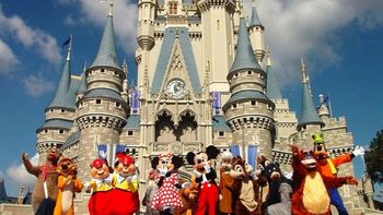 disney prohibe armas de juguete e instala detectores de metales en sus parques disney prohibe armas de juguete e instala detectores de metales en sus parques