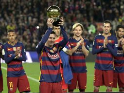 barcelona, rendido a los pies de messi: mira como lo recibieron en el camp nou barcelona, rendido a los pies de messi: mira como lo recibieron en el camp nou