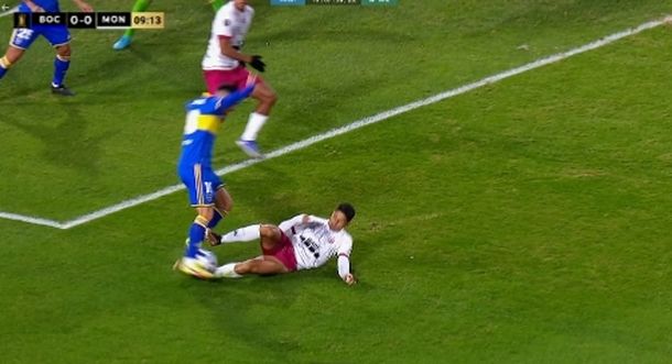 Polémica en La Bombonera: ¿Era penal para Boca?