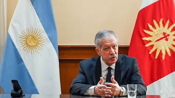 Elías Suárez informó que las cuotas del bono se acreditarán el 9 de octubre, el 10 de noviembre y el 10 de diciembre. Elías Suárez informó que las cuotas del bono se acreditarán el 9 de octubre, el 10 de noviembre y el 10 de diciembre.