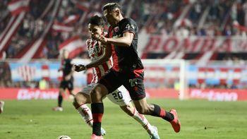 newells volvio a ganar en su busqueda de recuperarse: vencio por 3-2 a union en santa fe newells volvio a ganar en su busqueda de recuperarse: vencio por 3-2 a union en santa fe