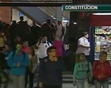 {altText(,#ParoDeTransporte, el día después: todos los servicios, con normalidad)}