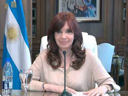 Cristina Kirchner pidió que se confirme su sobreseimiento en la causa Hotesur