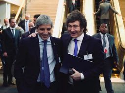 Milei, Caputo, Werthein y Bausili fueron denunciados por delitos contra la soberanía