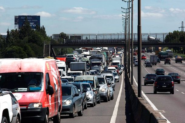 Los portuarios levantaron el corte en la Panamericana