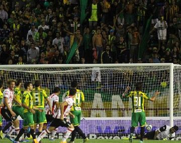 Aldosivi y Unión empataron en un partidazo en Mar del Plata