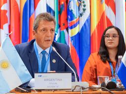 Sergio Massa consideró que el Mercosur debe negociar como bloque, en contra de la flexibilización que propone Uruguay. Sergio Massa consideró que el Mercosur debe negociar como bloque, en contra de la flexibilización que propone Uruguay.