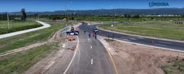 El gobernador Martín Llaryora encabeza los actos oficiales de la inauguración de la nueva Autovía Punilla y la nueva Autovía Calamuchita.