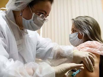 En las próximas semanas llegarán al país más de medio millón de vacunas de AstraZeneca