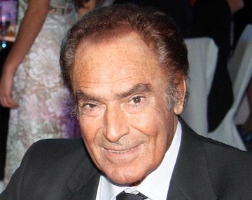 Inaugurarán una estatua de tamaño natural de Calabró